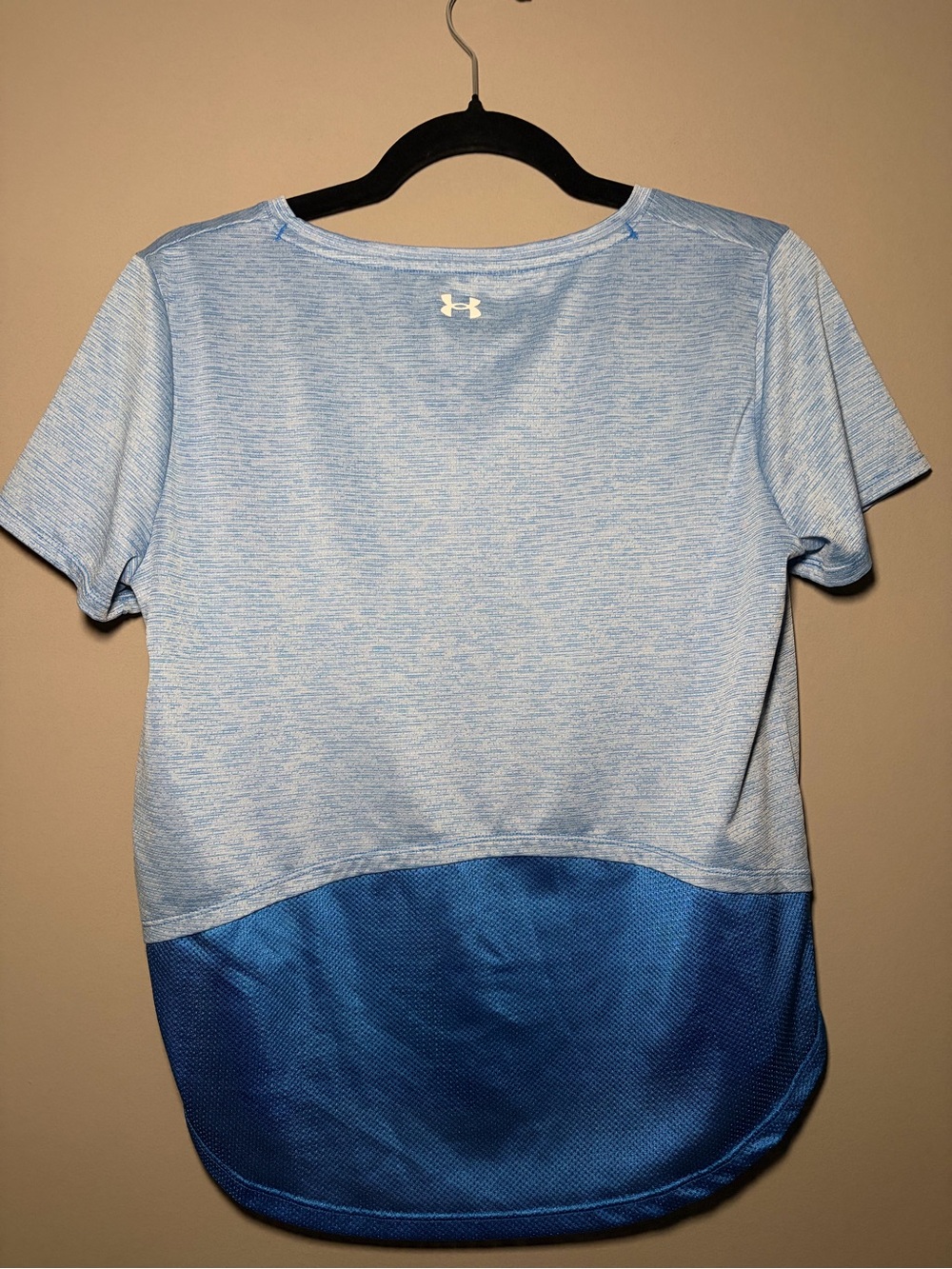 Under Armour UA Tech Vent Short Sleeve Training T-Shirt Tee Blue Mesh Hem Sporty - Picture 9 of 11